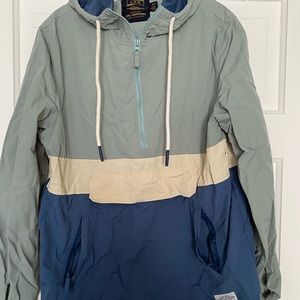 Half zip wind breaker!!